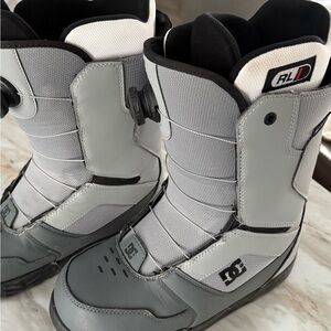 DC Gray and Black Men's Snowboard Boots